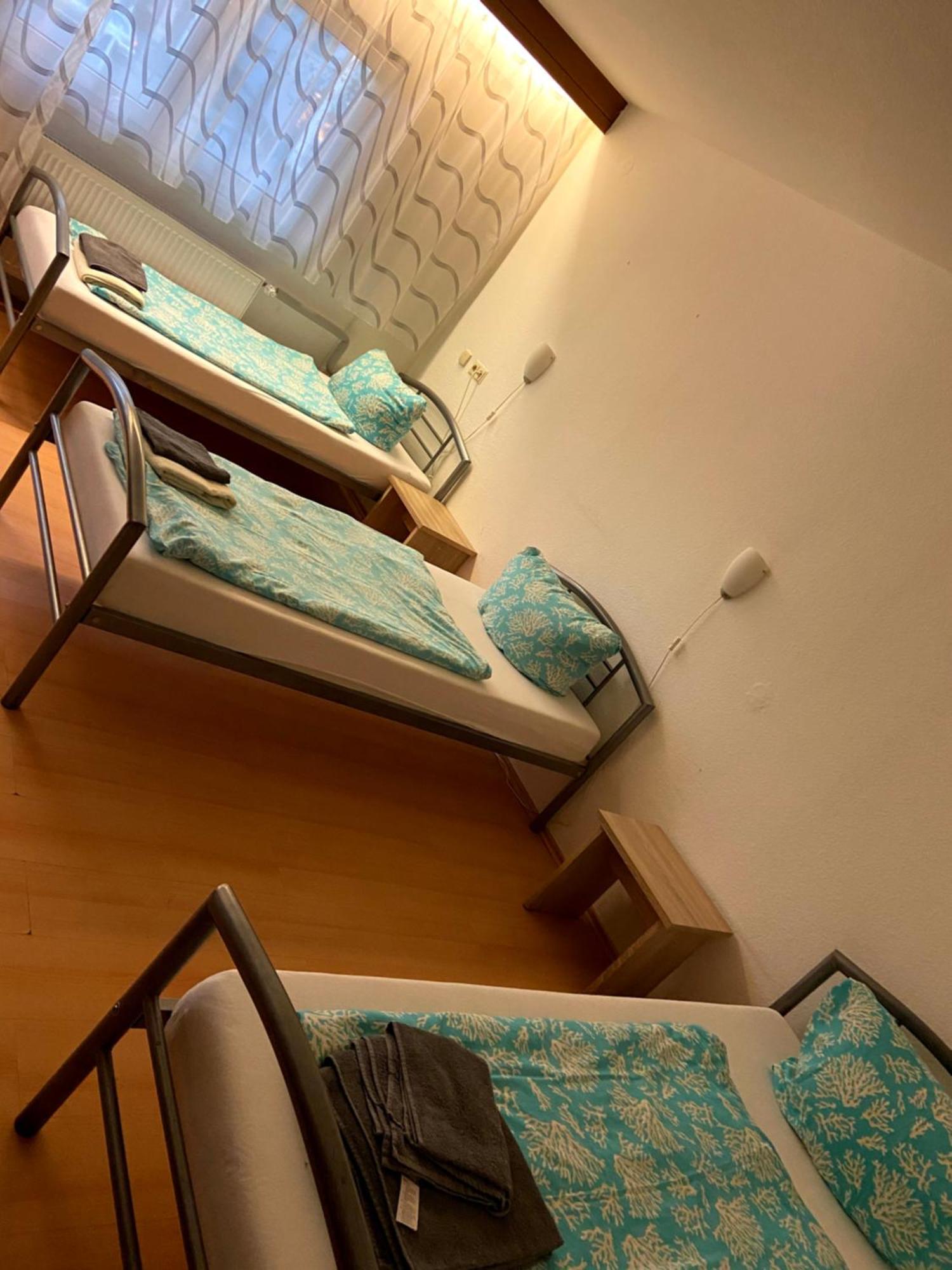 Monteurzimmer - Karlsbad Dış mekan fotoğraf